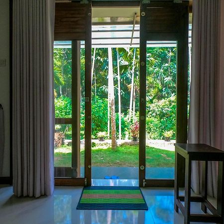 Once In Ella Hotel Luaran gambar